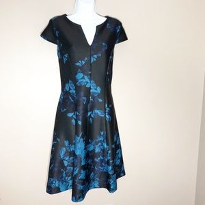 Roz & Ali black and blue floral cocktail dress fit & flare mini dress size 12
